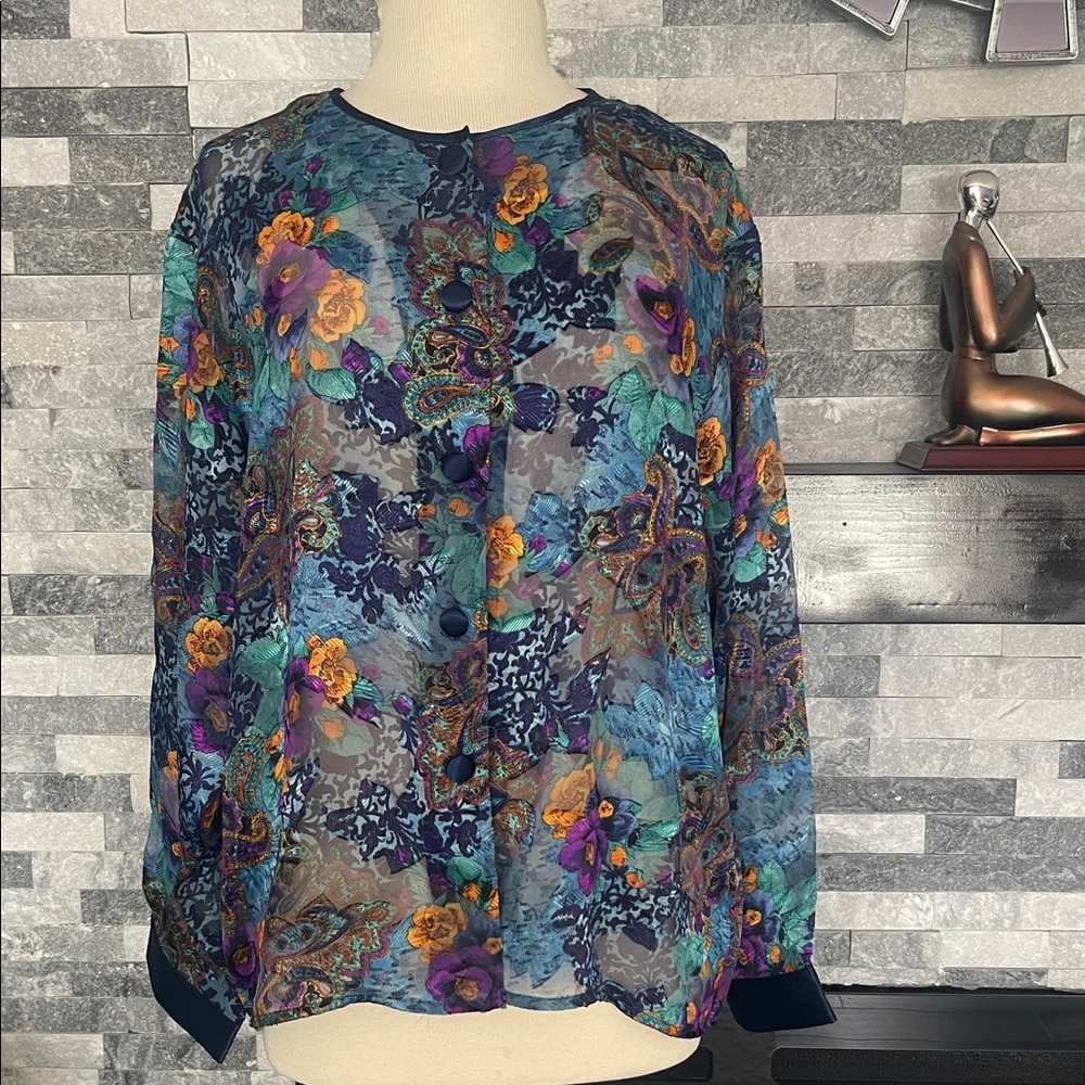 Victorias Secret  Gold Label Sz L  Floral Sleepwear Shirt/ Top